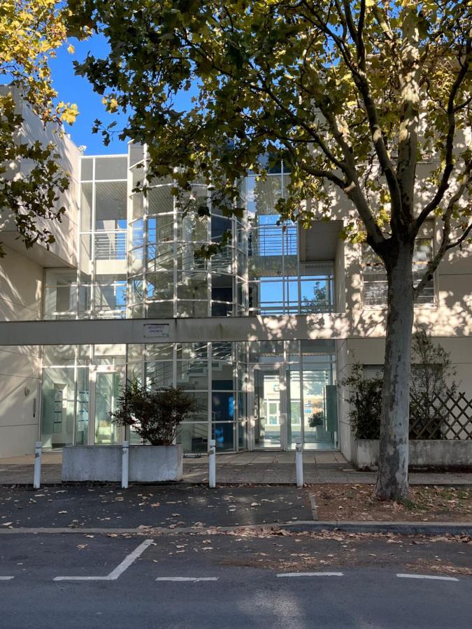 Au Coeur Du Centre Ville De La Rochelle Au Calme Avec Stationnement Gratuit Bagian luar foto